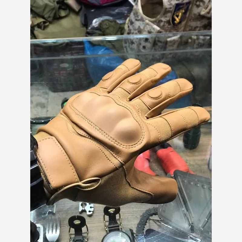 دستکش چرم اوکلی ، دستکش اسفنجی نانو اوکلی ، دستکش تمام پنجه اوکلی، دستکش ورزشی اوکلی،دستکش تاکتیکال